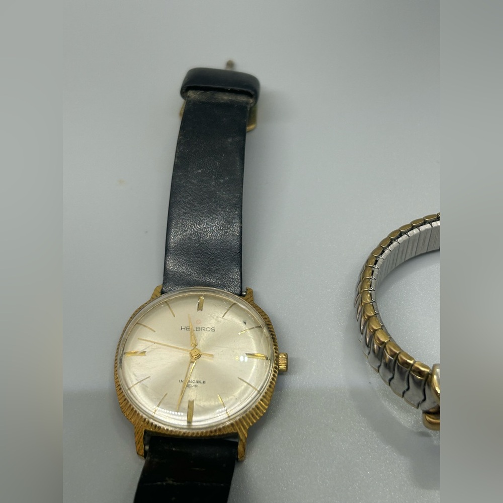 Watch Lot - Picture 4 of 9